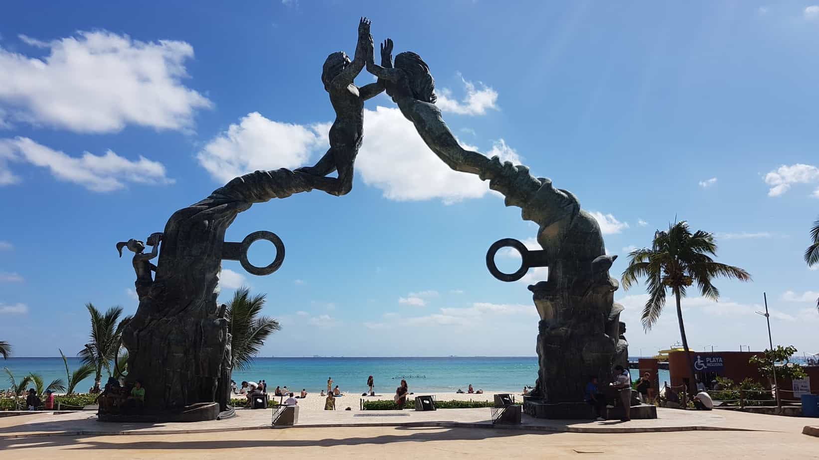 playa del carmen activities for families