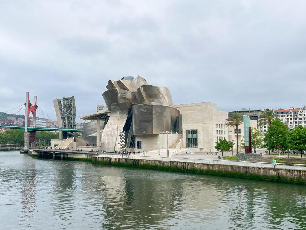 Bilbao Guggenheim building on a cloudy day