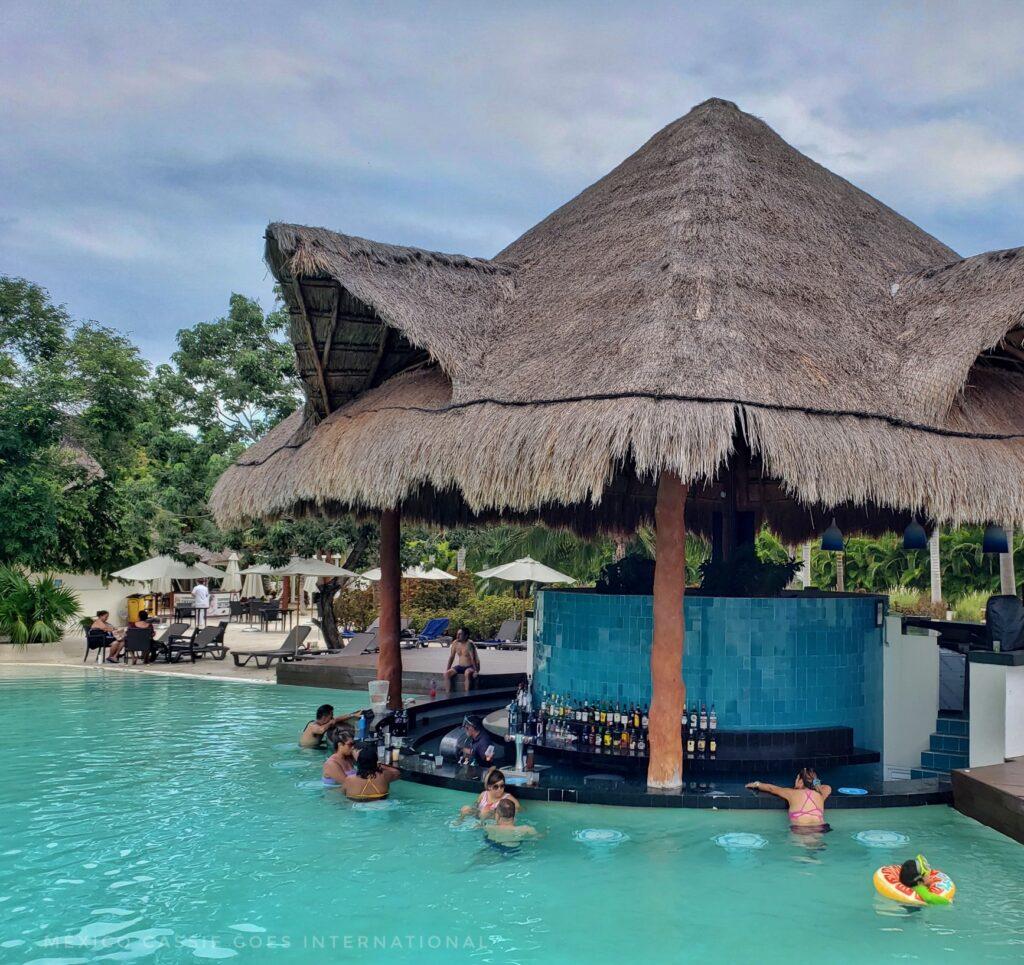 swim up bar on a slightly cloudy day