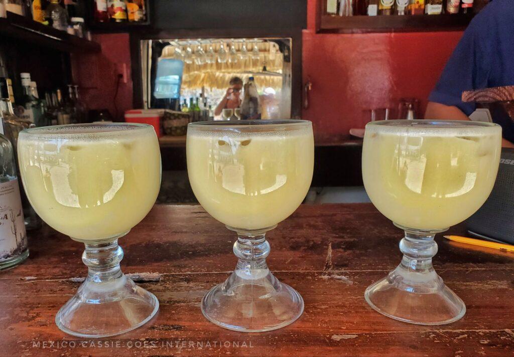 3 large cocktails in a roq
