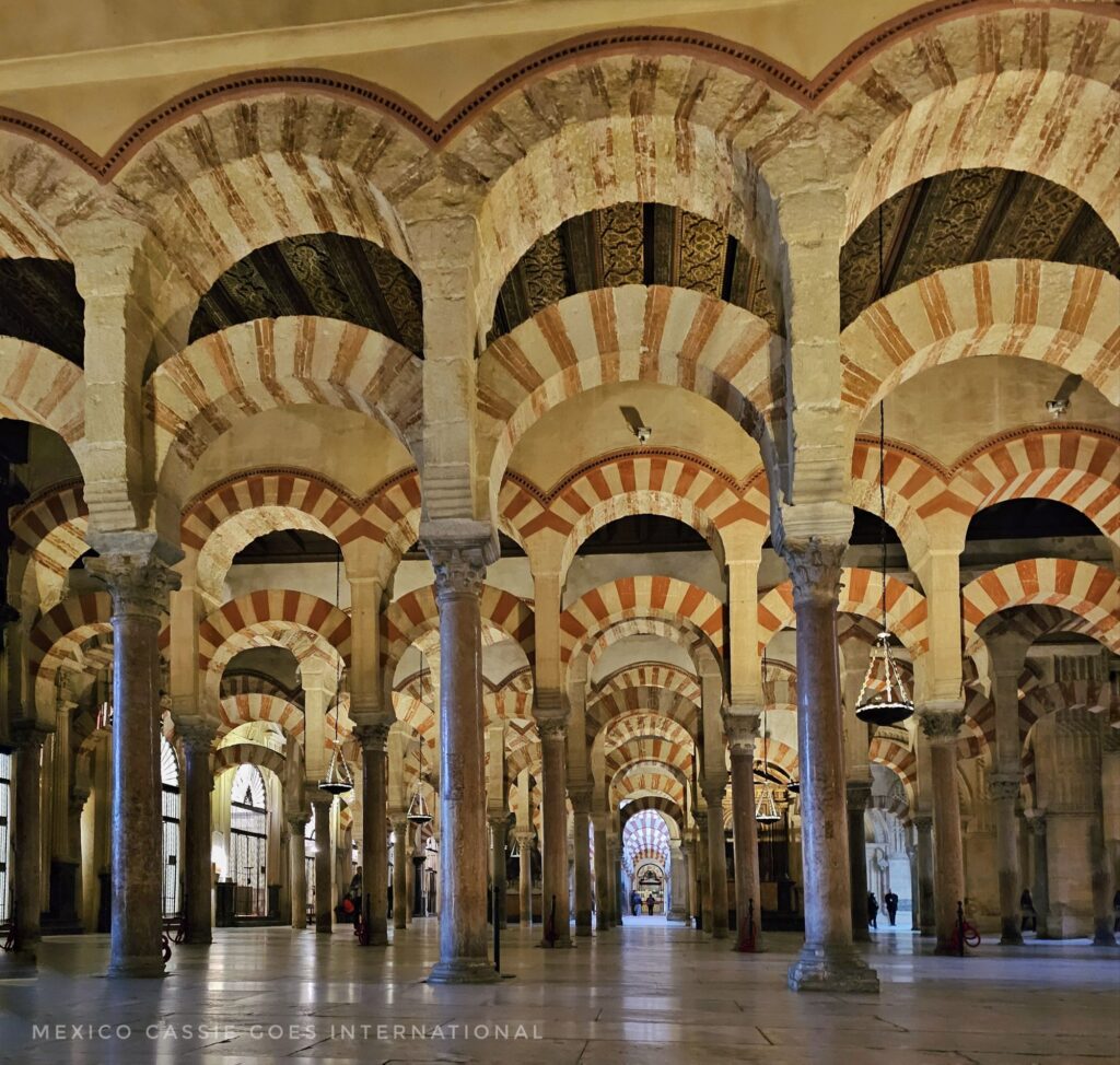 mezquita arches